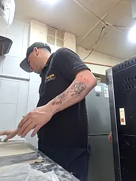 Victorjose3030 online show from 09-19-25, 06:41