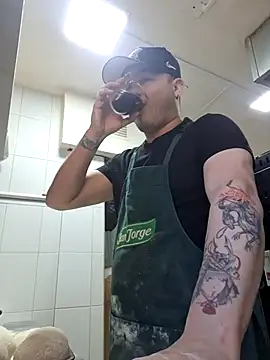 Victorjose3030 online show from 10-06-25, 07:55