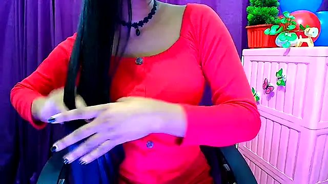 Snapshot of Kashish_11 chatting on 12-25-24, 10:50 Kashish 11 online show from 12-25-24, 10:50