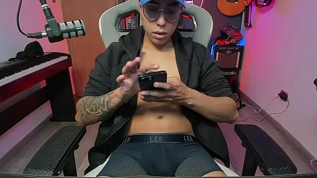 granxarma960 online show from 01-09-25, 04:41