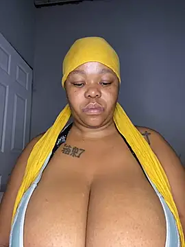 Snapshot of Mandy-101 chatting on 02-02-25, 03:21 Mandy-101 online show from 02-02-25, 03:21