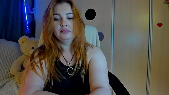 Snapshot of CoraSwon chatting on 05-28-26, 04:59 CoraSwon online show from 05-28-26, 04:59