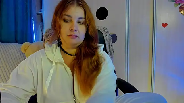 CoraSwon online show from 07-09-26, 04:00