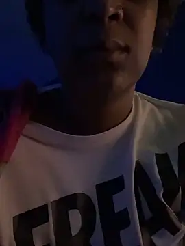 KLoveeee online show from 03-13-25, 01:21