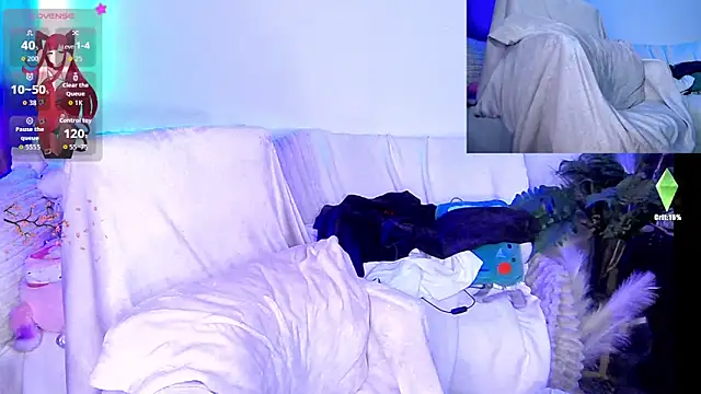 HollyDominic online show from 09-17-25, 07:43