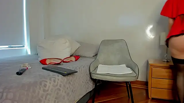 melisa ferretti online show from 10-31-25, 07:04