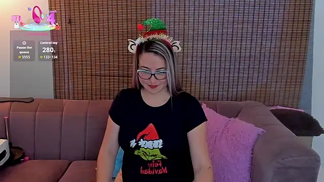 ariana cross online show from 12-02-25, 12:54