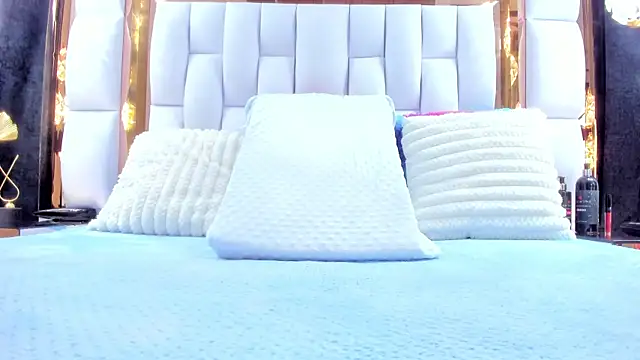 RileySweett online show from 11-12-25, 11:43