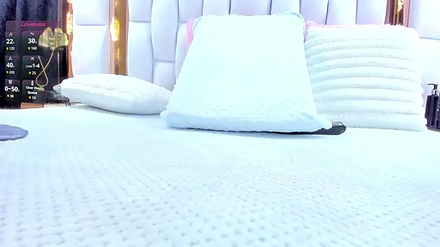 RileySweett online show from 11-22-25, 11:31