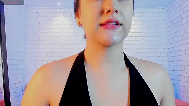 Snapshot of paulina_sweett_ chatting on 09-27-25, 11:15 paulina sweett online show from 09-27-25, 11:15