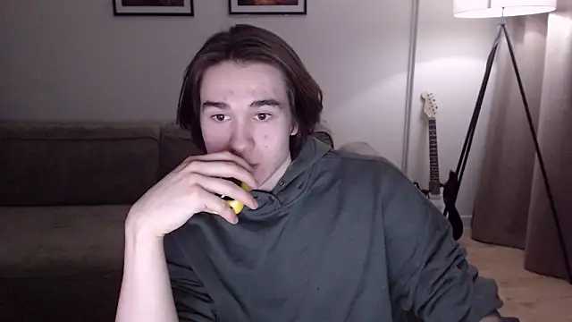 MarkusDean online show from 03-19-25, 04:02