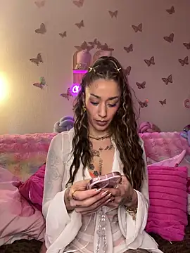 Chachou000 online show from 11-17-25, 02:01