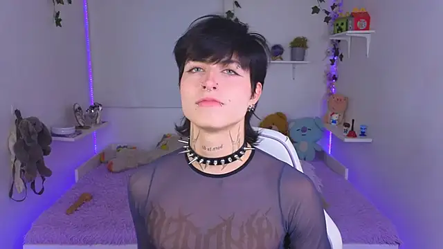 Baby Xian online show from 11-28-25, 05:10