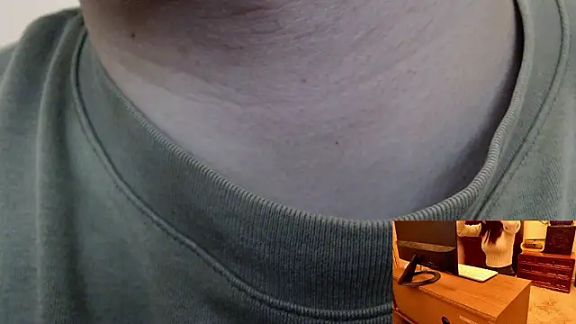 Snapshot of Kakushi_dori chatting on 10-26-25, 10:32 Kakushi dori online show from 10-26-25, 10:32