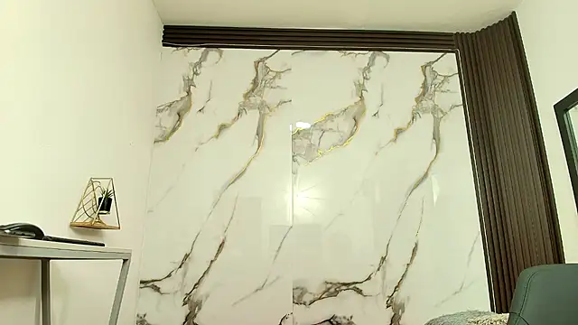 Lindsey8 online show from 03-07-26, 12:13