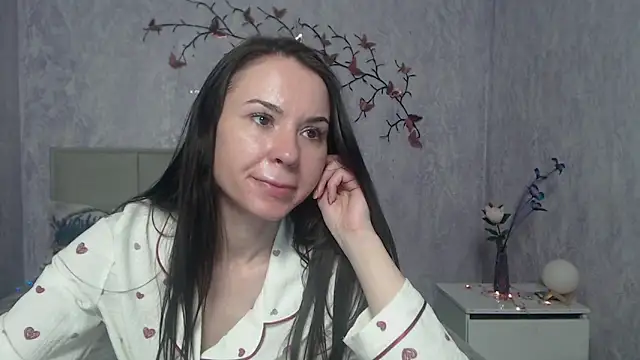 KaraCriegs online show from 02-27-26, 07:03