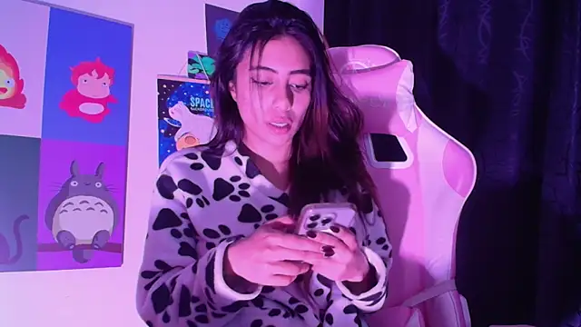 miss onlybaby online show from 11-20-25, 05:18