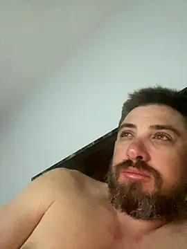 Snapshot of caliguy37 chatting on 09-16-25, 04:35 caliguy37 online show from 09-16-25, 04:35