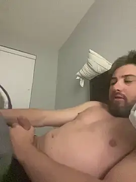 caliguy37 online show from 02-11-26, 06:18