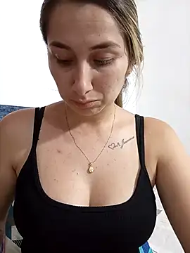 Iris love18 online show from 10-29-25, 07:15