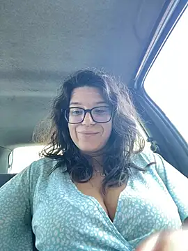 NadiraNoor online show from 06-20-26, 07:00