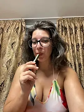 NadiraNoor online show from 06-30-26, 10:55