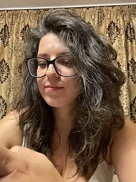 NadiraNoor online show from 07-03-26, 08:37