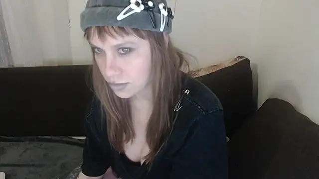 GinaAngelina online show from 05-05-26, 10:51