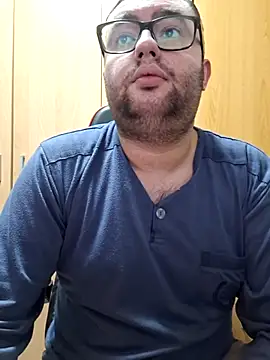 Javier bear online show from 11-15-25, 10:48