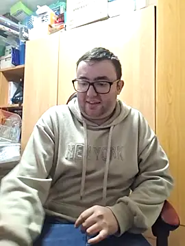 Javier bear online show from 02-09-26, 02:32