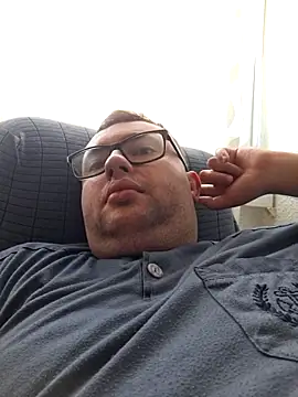 Javier bear online show from 04-05-26, 09:17