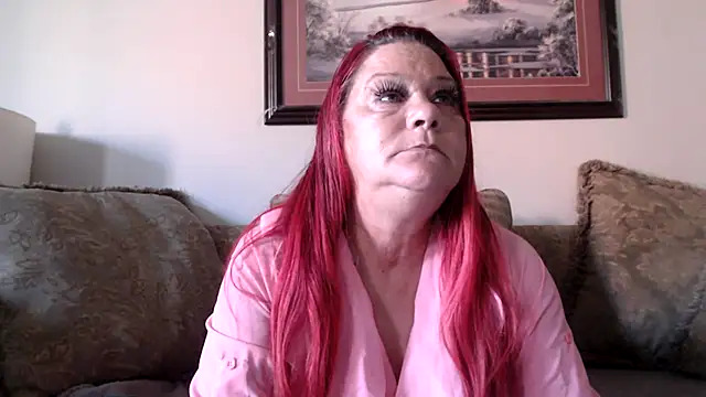 Snapshot of LexxiLeeds chatting on 10-05-25, 04:16 LexxiLeeds online show from 10-05-25, 04:16