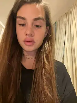 EmiliaCatalina online show from 02-22-25, 03:01