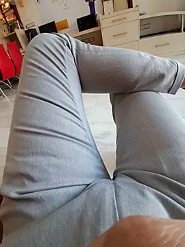 sexyboy1011 online show from 11-10-25, 07:51