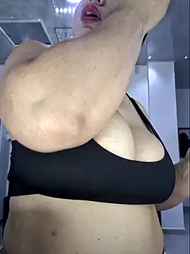 laura bassi online show from 11-10-25, 03:16