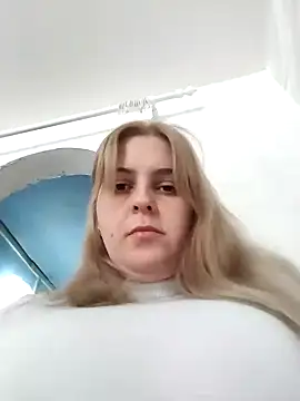 Lady nice cat online show from 03-09-25, 07:56