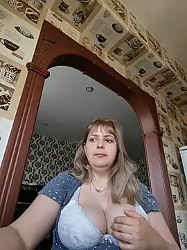 Snapshot of Lady_nice_cat chatting on 06-05-26, 03:13 Lady nice cat online show from 06-05-26, 03:13