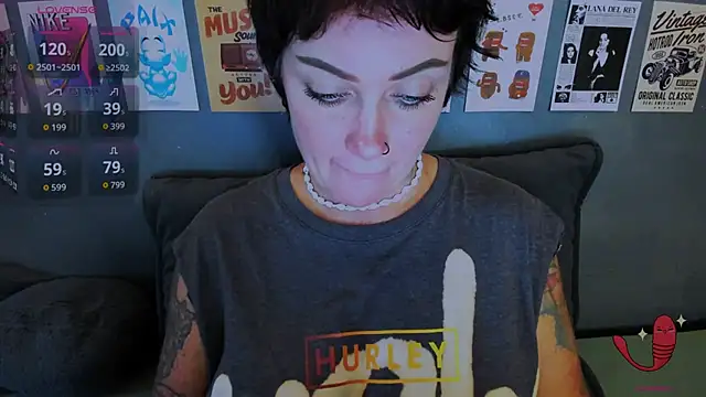 EllieOz online show from 07-25-26, 06:16