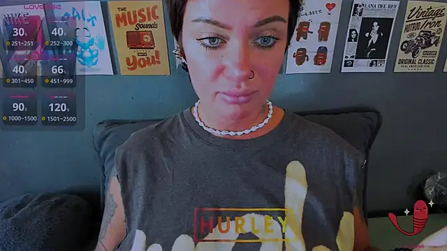EllieOz online show from 07-28-26, 02:57