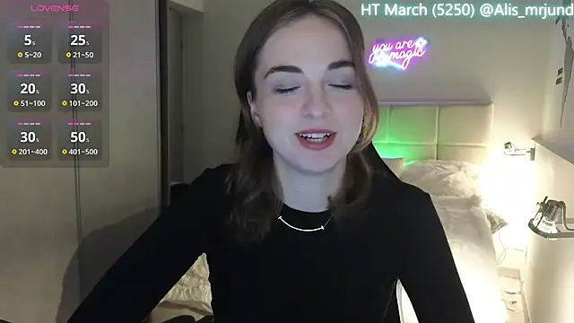 Miss Aliannaa online show from 03-09-25, 08:21