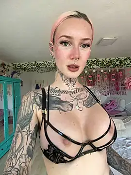 Stella-Kink online show from 05-22-26, 12:22