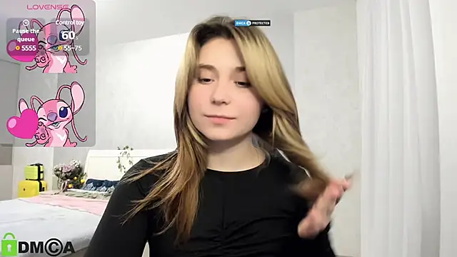 SweetMonicka online show from 02-02-25, 07:04