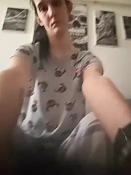 LauraBaby online show from 04-10-26, 01:38