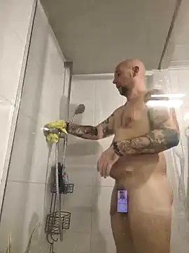 gustlgail online show from 03-23-26, 03:49