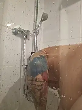 gustlgail online show from 04-20-26, 02:42