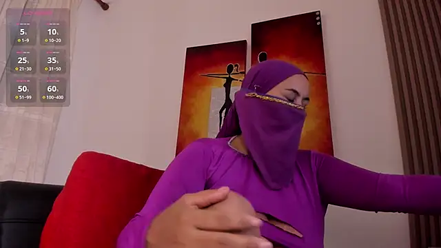 Amina hafsa online show from 02-13-25, 08:24