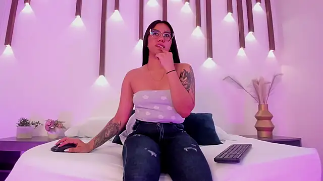 majo rosse  online show from 02-19-26, 07:32