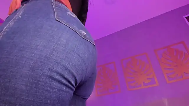 majo rosse  online show from 06-17-26, 07:04