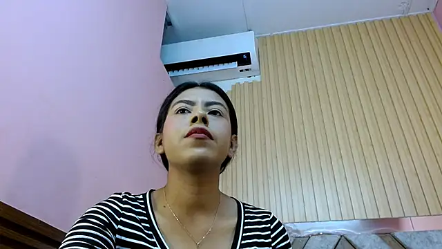 VeronicaRobles online show from 10-30-25, 09:15