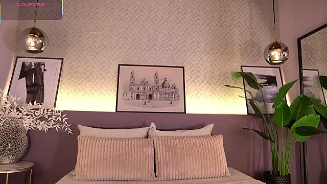 ElleDiane online show from 01-19-26, 12:25